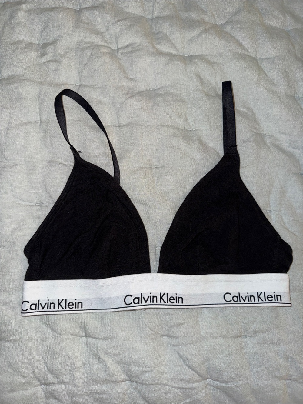 Medium Calvin Klein bralette